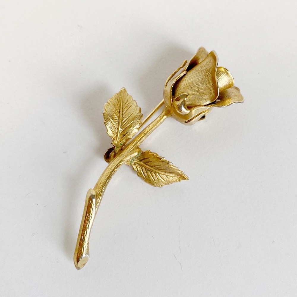 Vintage Giovanni Gold Rose Brooch Pin